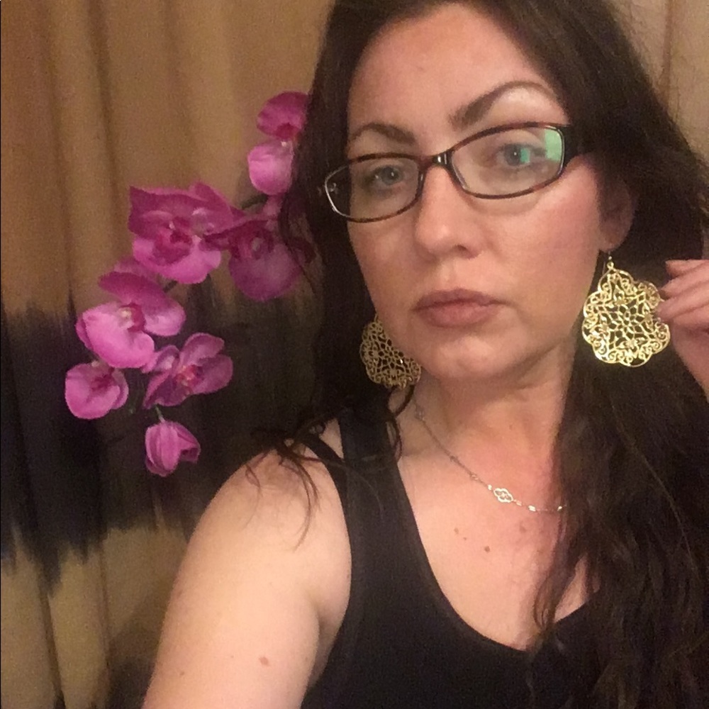 Meet your Posher, Briony